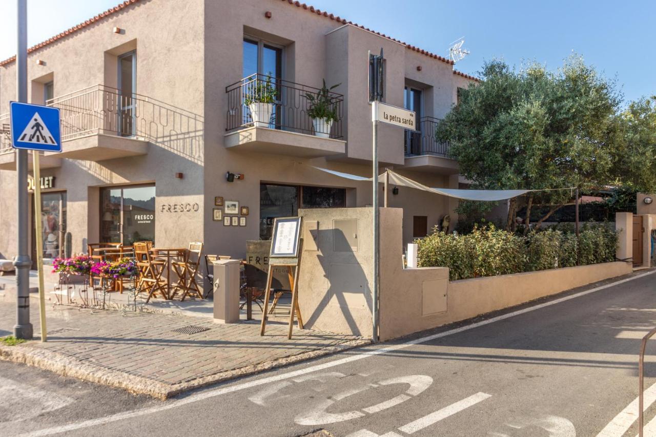 Piccola Petra Sarda Apartment San Pantaleo Bagian luar foto